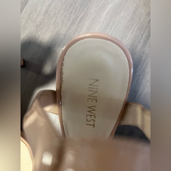 Nine West nude pink heels - Picture 2 of 8